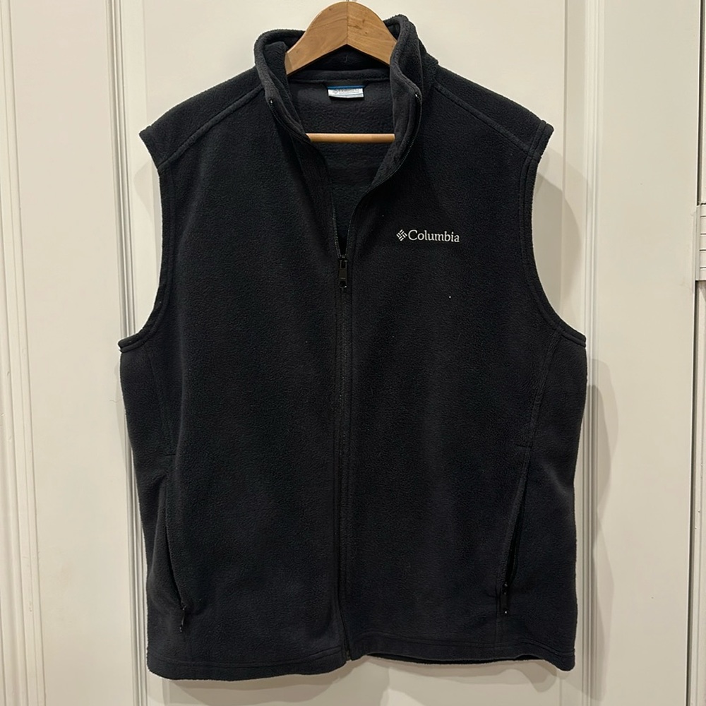 Columbia vest. EUC